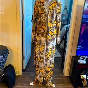 Black Bead Snakeskin Pattern duster